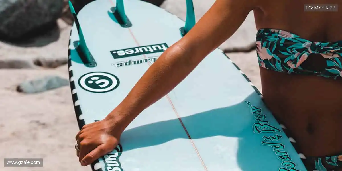 球迷的第二主场,🎯 从球星同款到限量周边,一网打尽你的热爱!