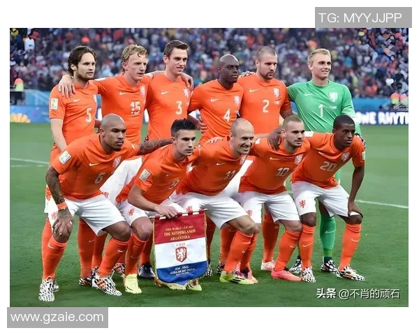 四大足球巨星领衔的梦幻队伍阵容揭秘与实力对比